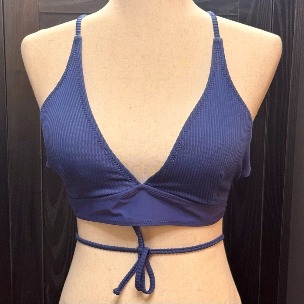Cupshe Blue Bikini with Modern criss cross Design, size L